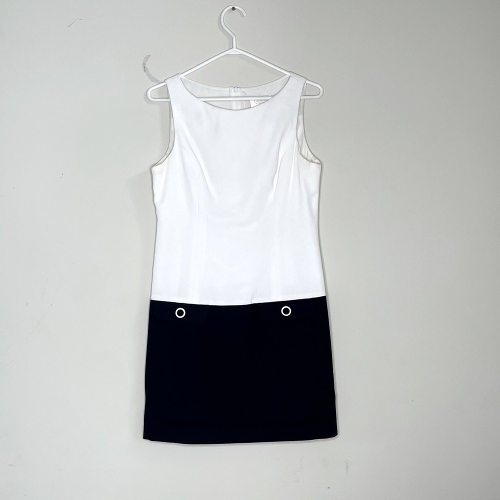 Laundry by Shelli Segal vintage white and black dress